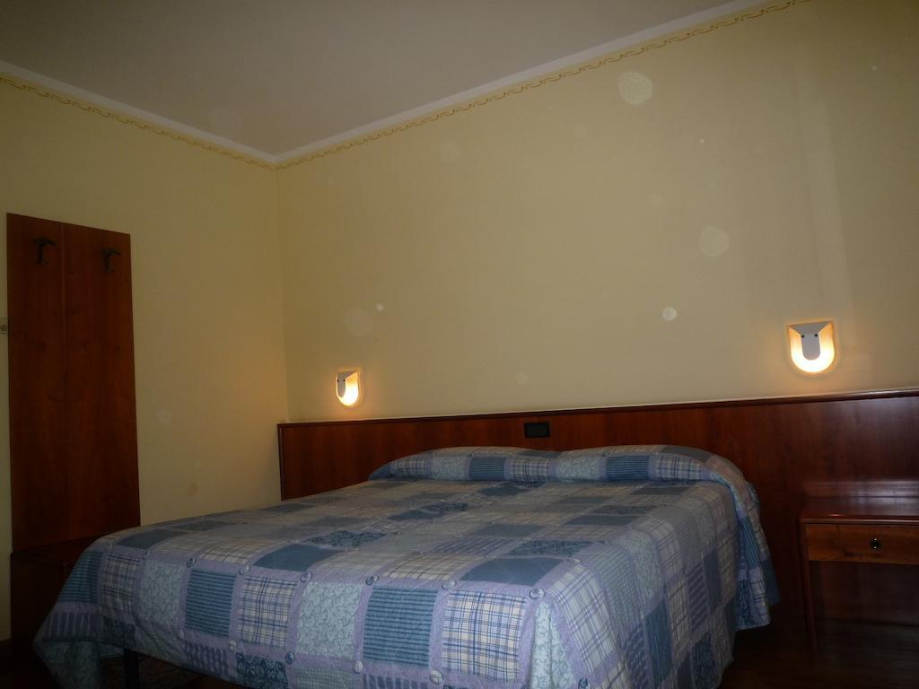 La Cerquetta Hotel Trevi Ruang foto