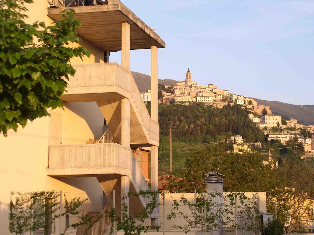 La Cerquetta Hotel Trevi Bagian luar foto